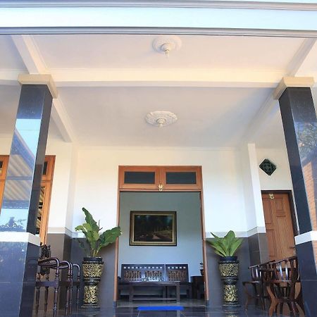 Puri Kusuma Guest House Selemadeg Exteriér fotografie
